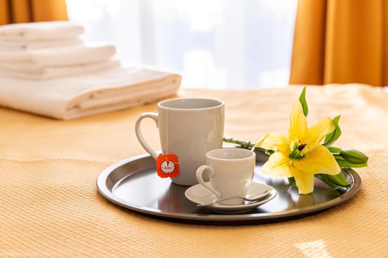 Milano City Apartments - Stylish House Free Wifi-Parking-Airport Eksteriør billede